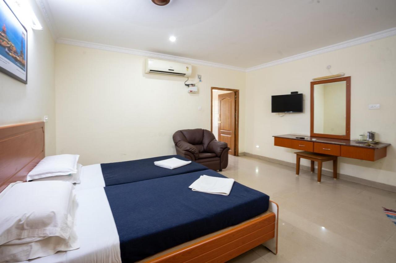 Hotel Tamilnadu -Trichy Tiruchirappalli Εξωτερικό φωτογραφία